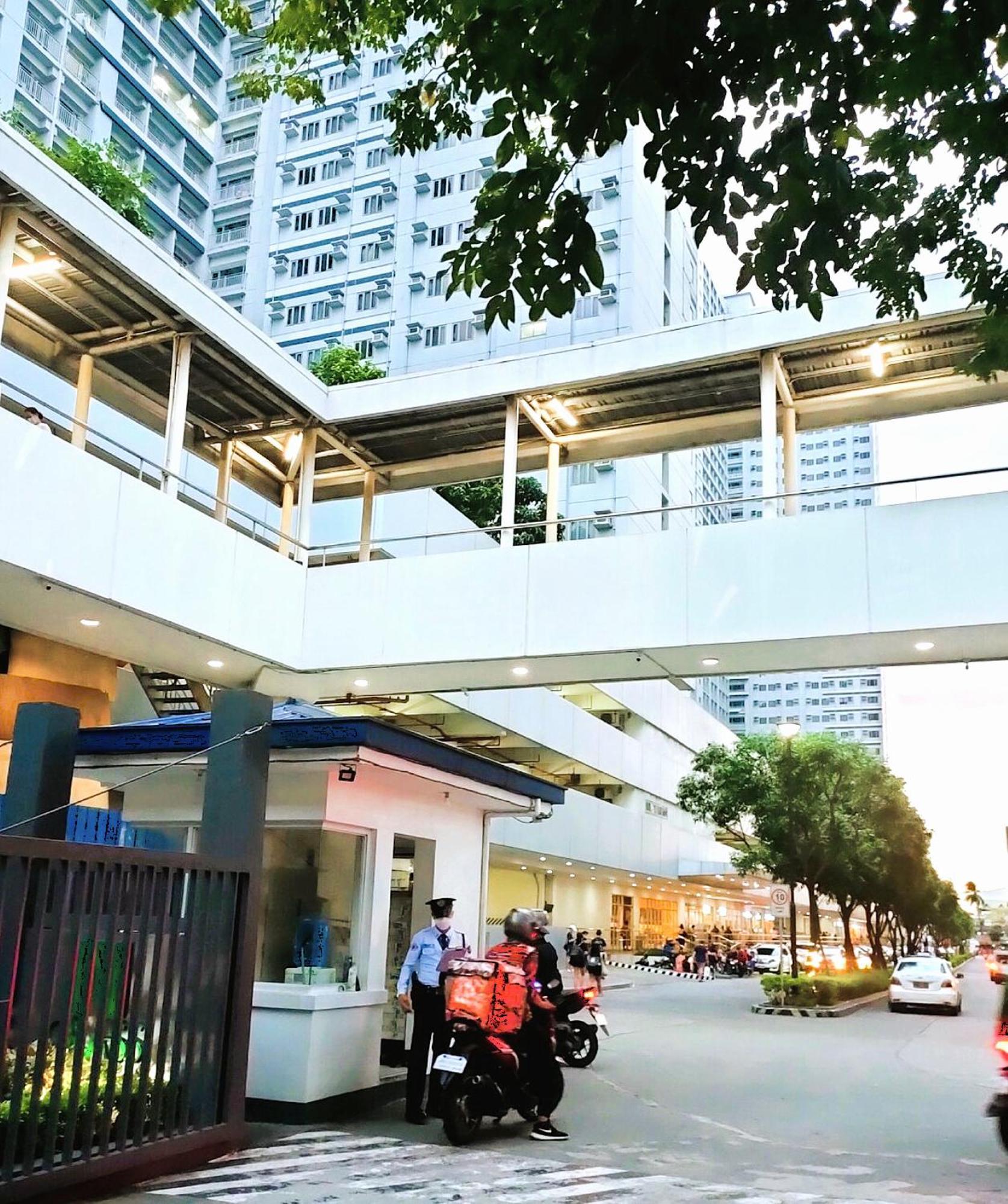 SM NORTH EDSA Where Else Manila Exterior foto